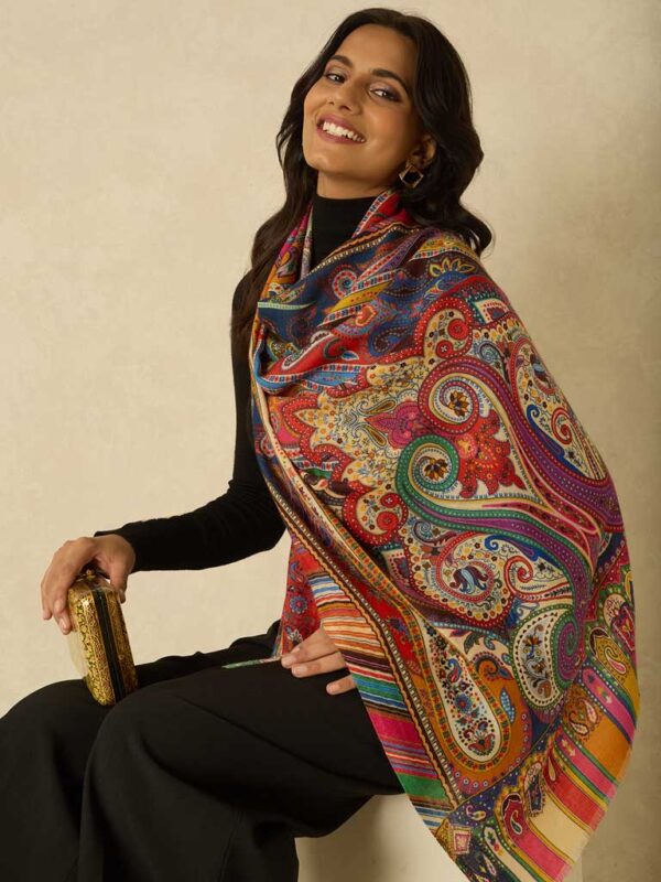 Ethnic Paisley Print Wool Scarf