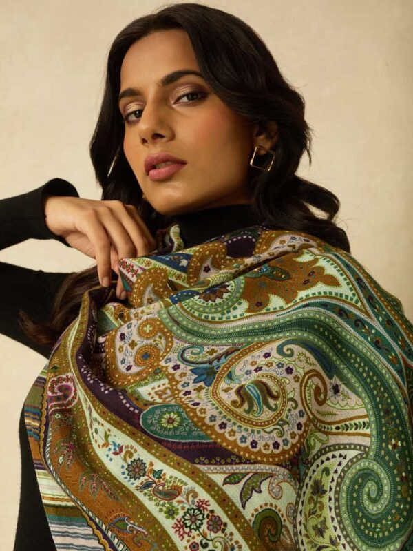 Ethnic Paisley Print Wool Scarf