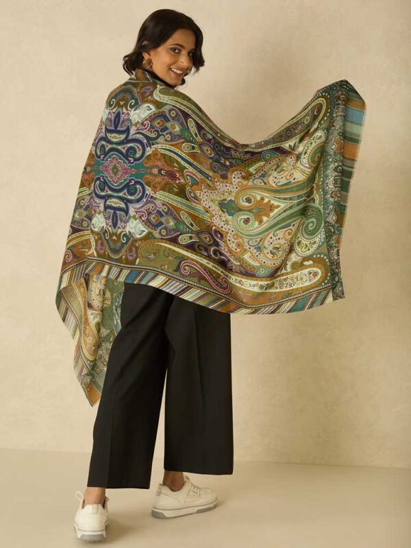 Ethnic Paisley Print Wool Scarf