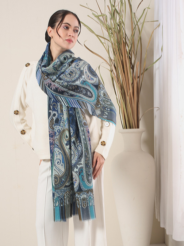 Ethnic Paisley Print Wool Scarf