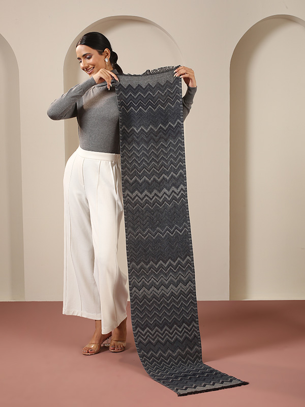 Zig Zag Weave Muffler