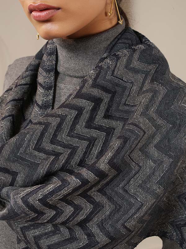 Zig Zag Weave Muffler