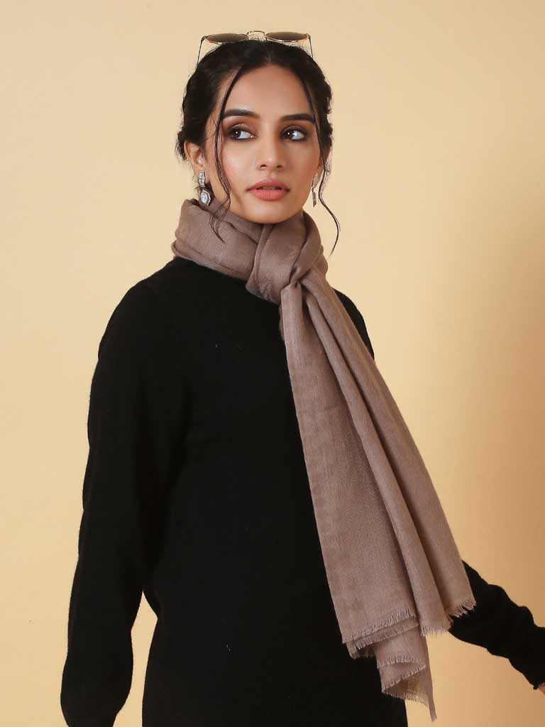 Virgin Cashmere Solid Scarf