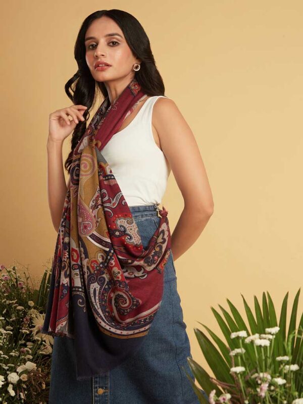 Paisley Print Wool Scarf
