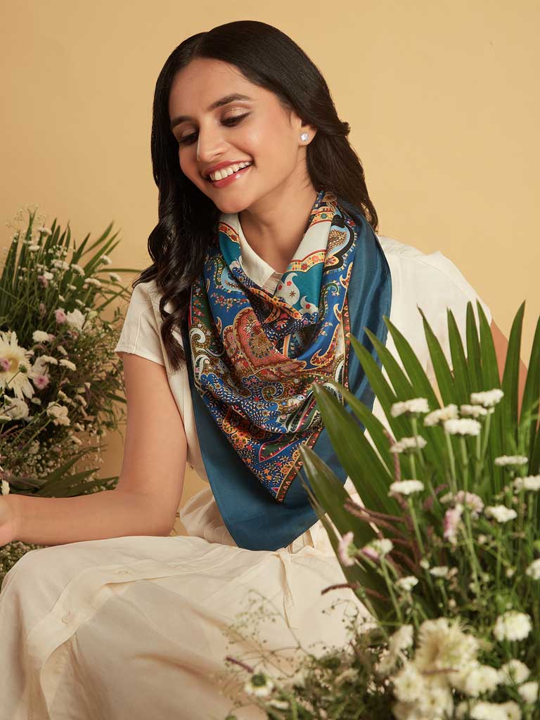 Silk Paisley Foulard Carré"