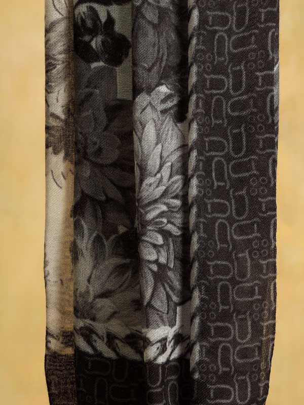 Petal Poetry Wool Scarf - Monochrome