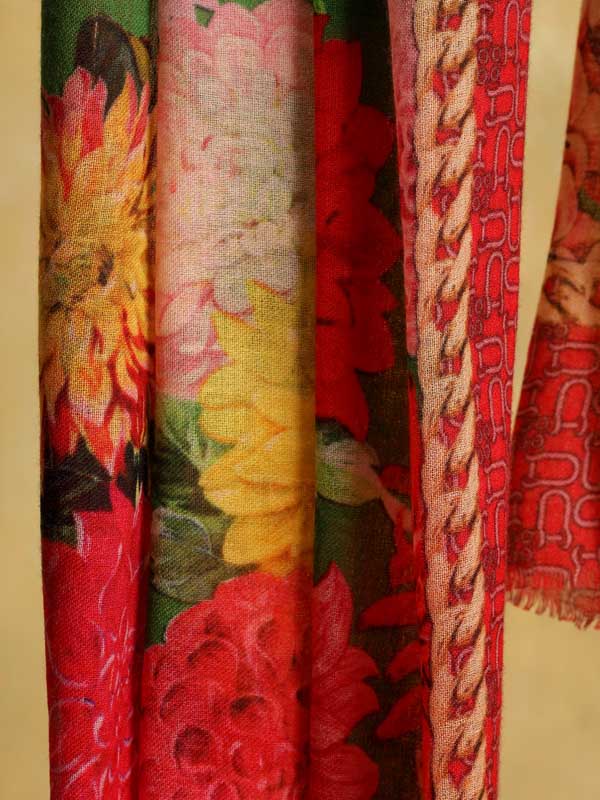 Petal Poetry Twill Wool Scarf - Basil, Red