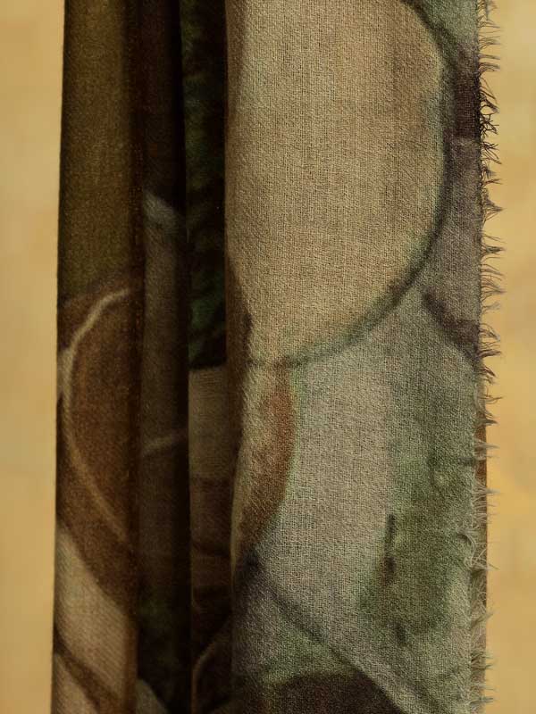 Les Grand Fleurs Wool Stole - Khaki Green, Offwhite