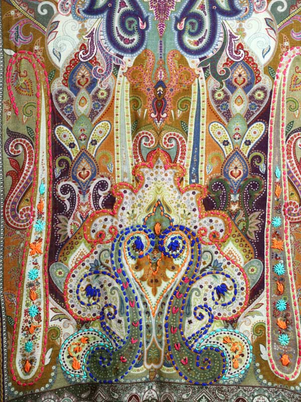 Ambi Jama Wool Hand Embroidery Stole - Vert Green