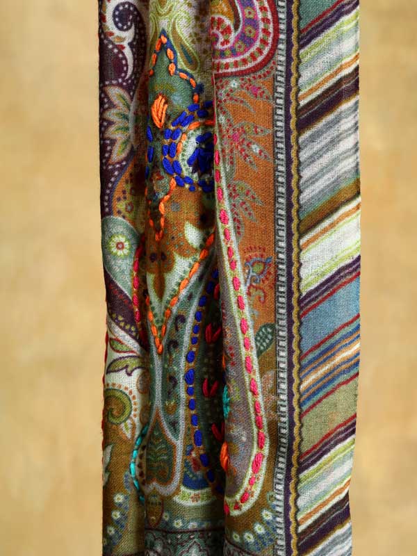 Ambi Jama Wool Hand Embroidery Stole - Vert Green