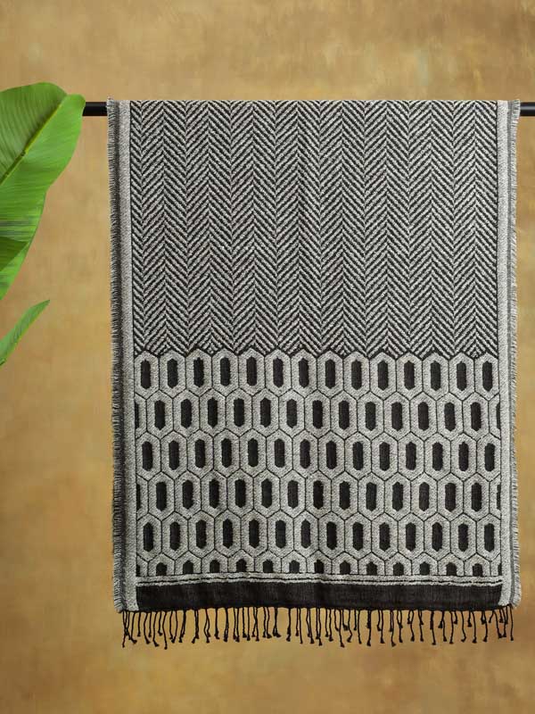 Heptagon Weave Wool Blend Scarf - Grey Offwhite