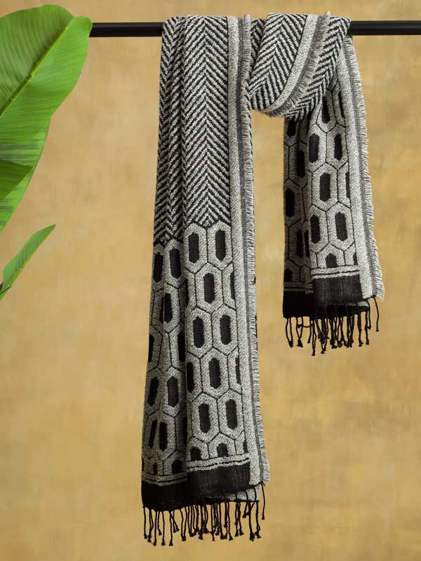 Heptagon Weave Wool Blend Scarf - Grey Offwhite