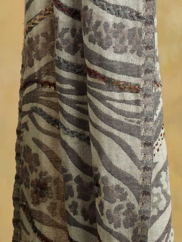 Jungle Abstract Hand Emb Wool Blend Stole - Soft Grey