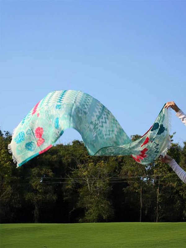 Zig Zag Floral Dusion Jacqaurd Scarf